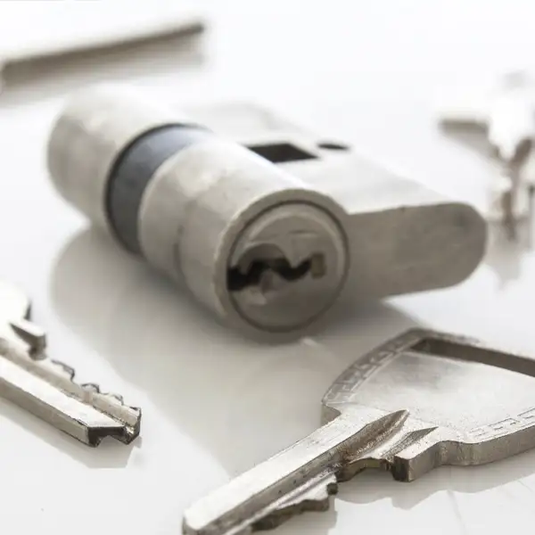 Troca e Instalação de Fechaduras em Guarujá